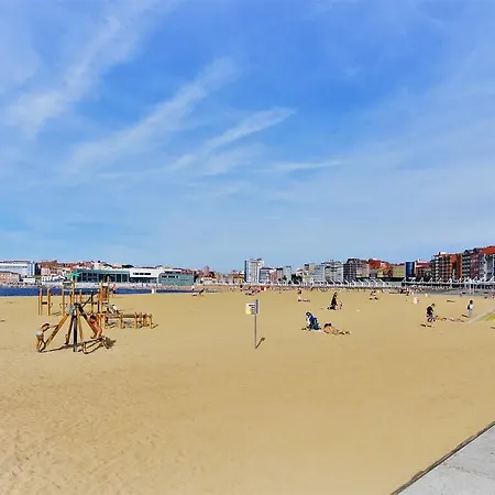 Апартаменти Espacio Poniente Хіхон