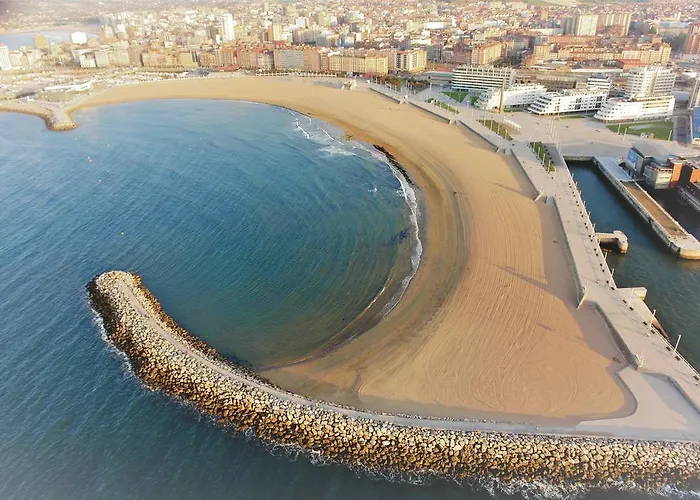 Espacio Poniente * גיחון